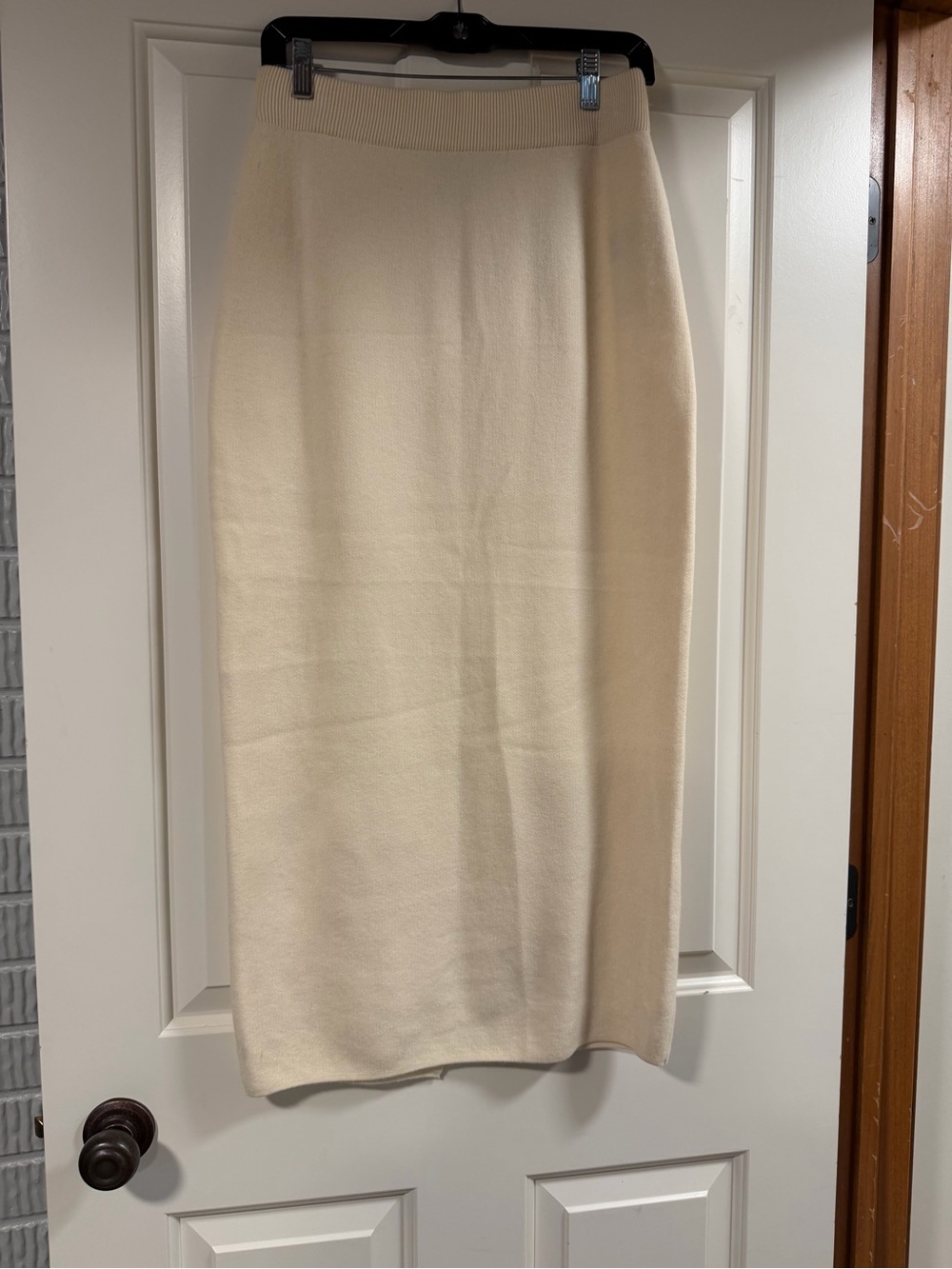 A New Day Cream Sweater Knit Long Skirt Size Medium NWT